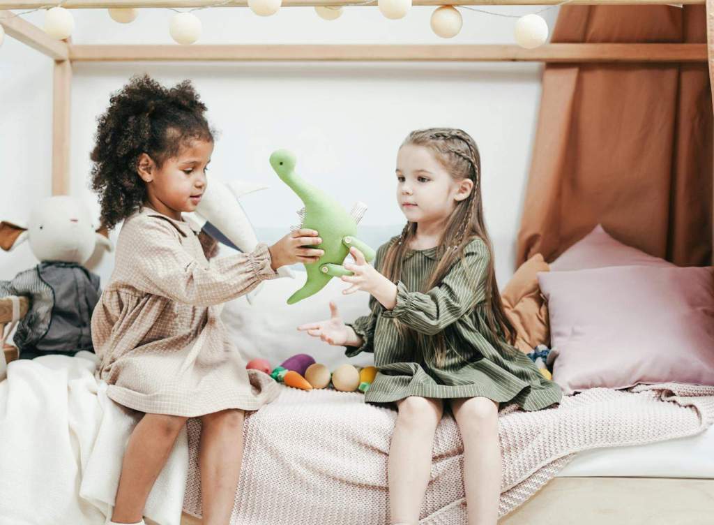 Le partage dans la petite enfance