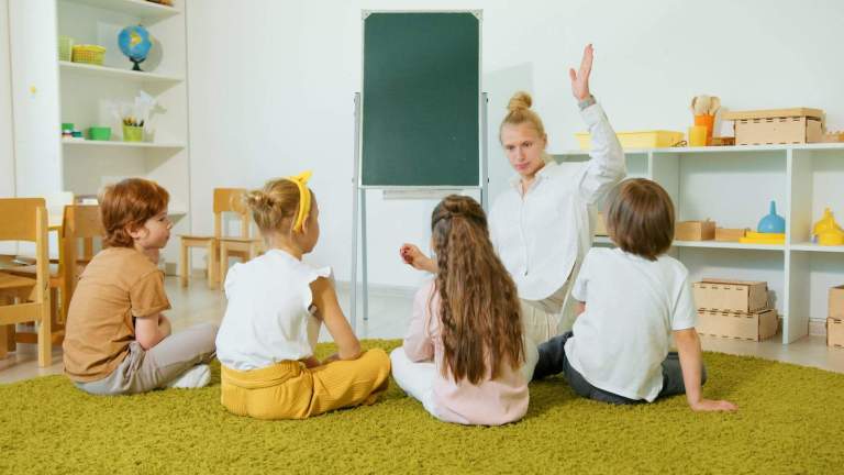 <em>L'effet Pygmalion</em> à l'école : comment le regard d'un prof peut changer le destin d'un élève