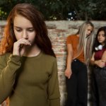 <em>Harcèlement scolaire</em> : arrêtez de dire "ignore-les" à votre enfant.